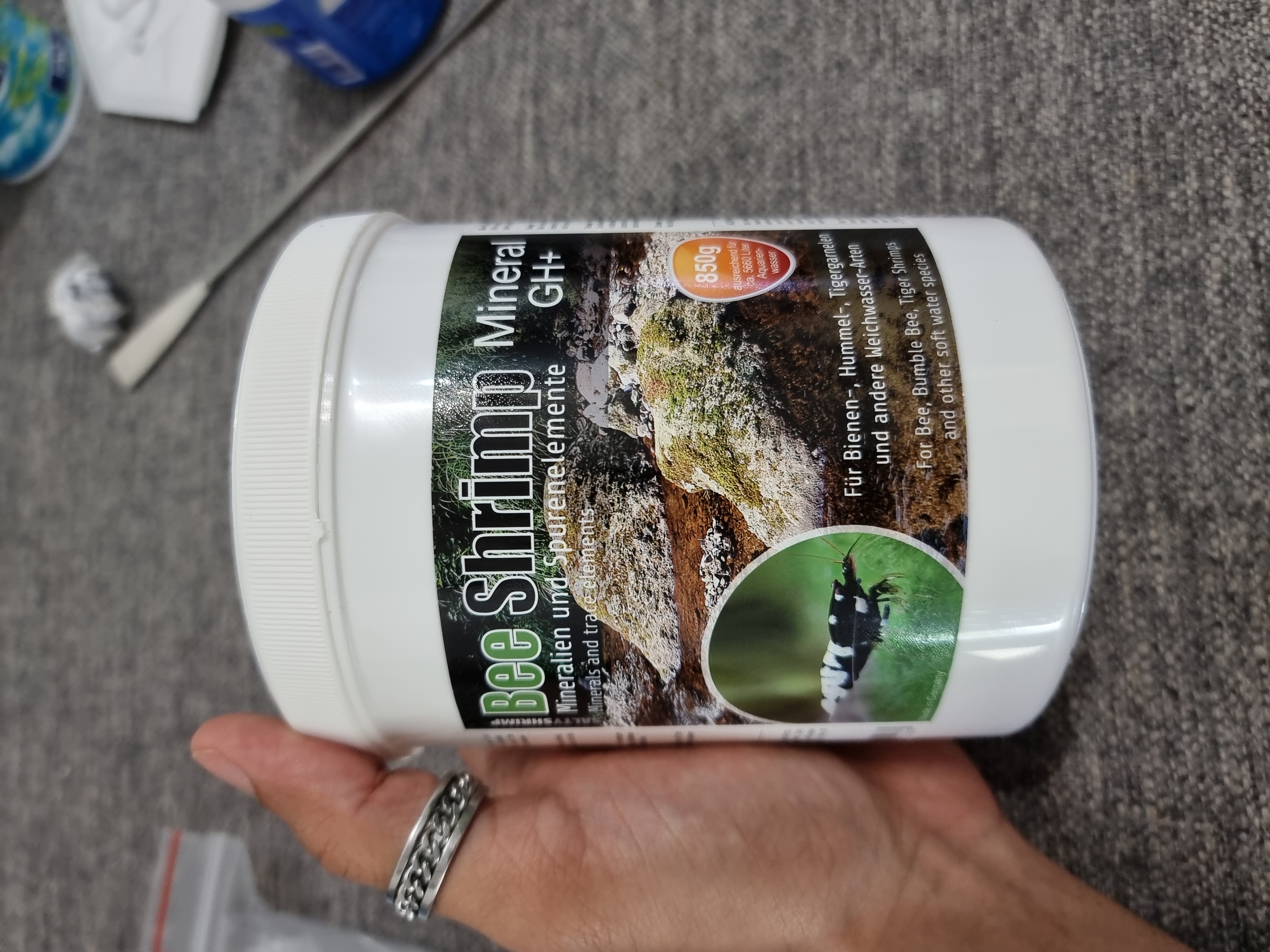 SaltyShrimp Bee Shrimp Mineral GH+ sali 850 g