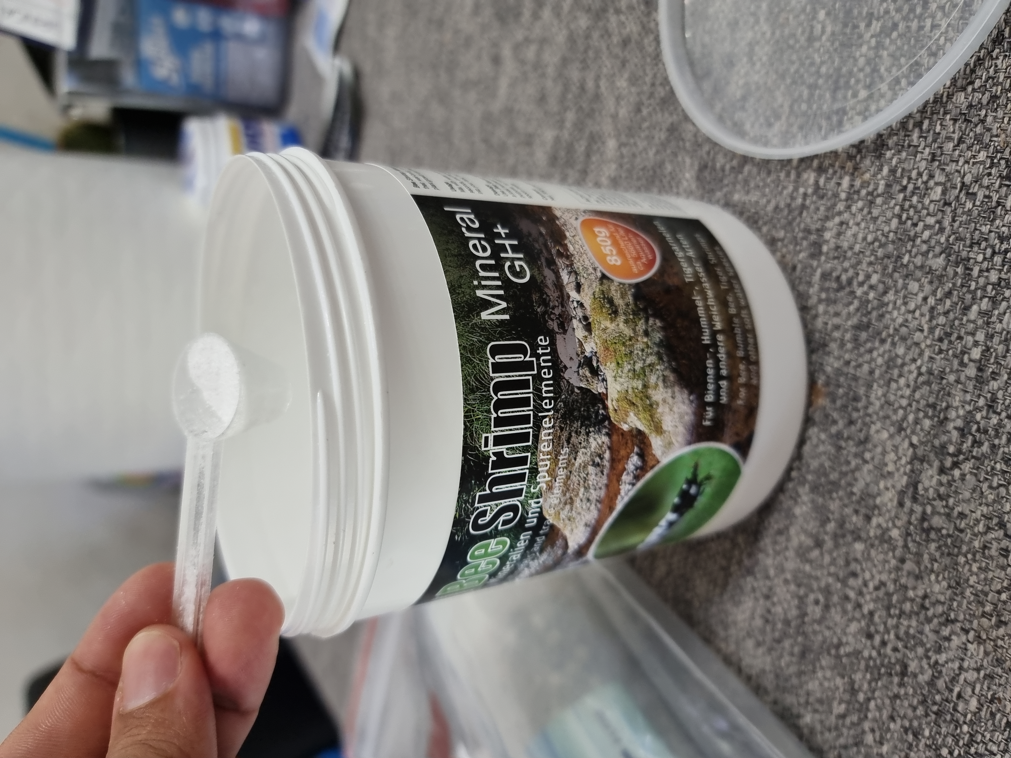 SaltyShrimp Bee Shrimp Mineral GH+ sali 850 g